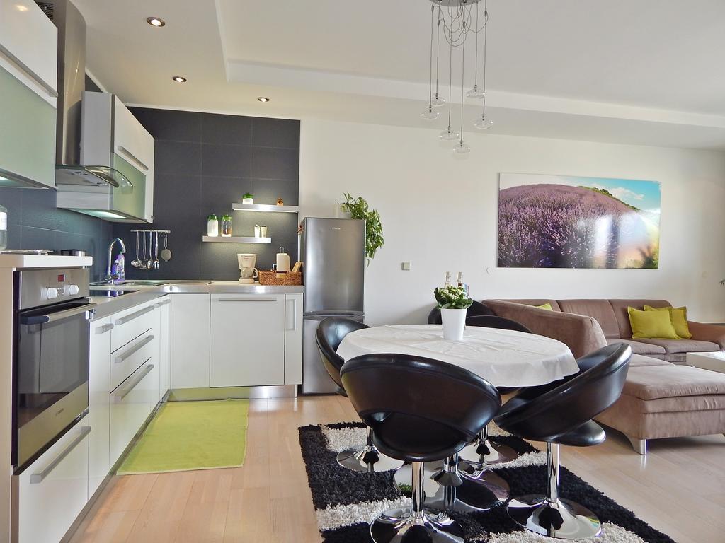 Duće Lavander Apartments Omis מראה חיצוני תמונה